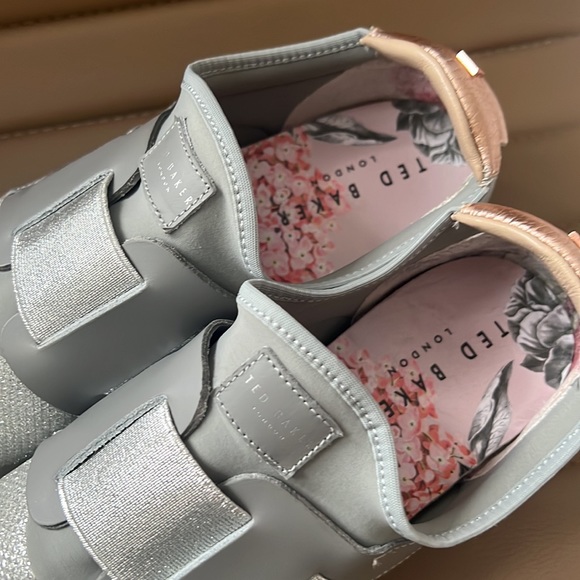 Ted Baker Sneakers - Picture 3 of 8